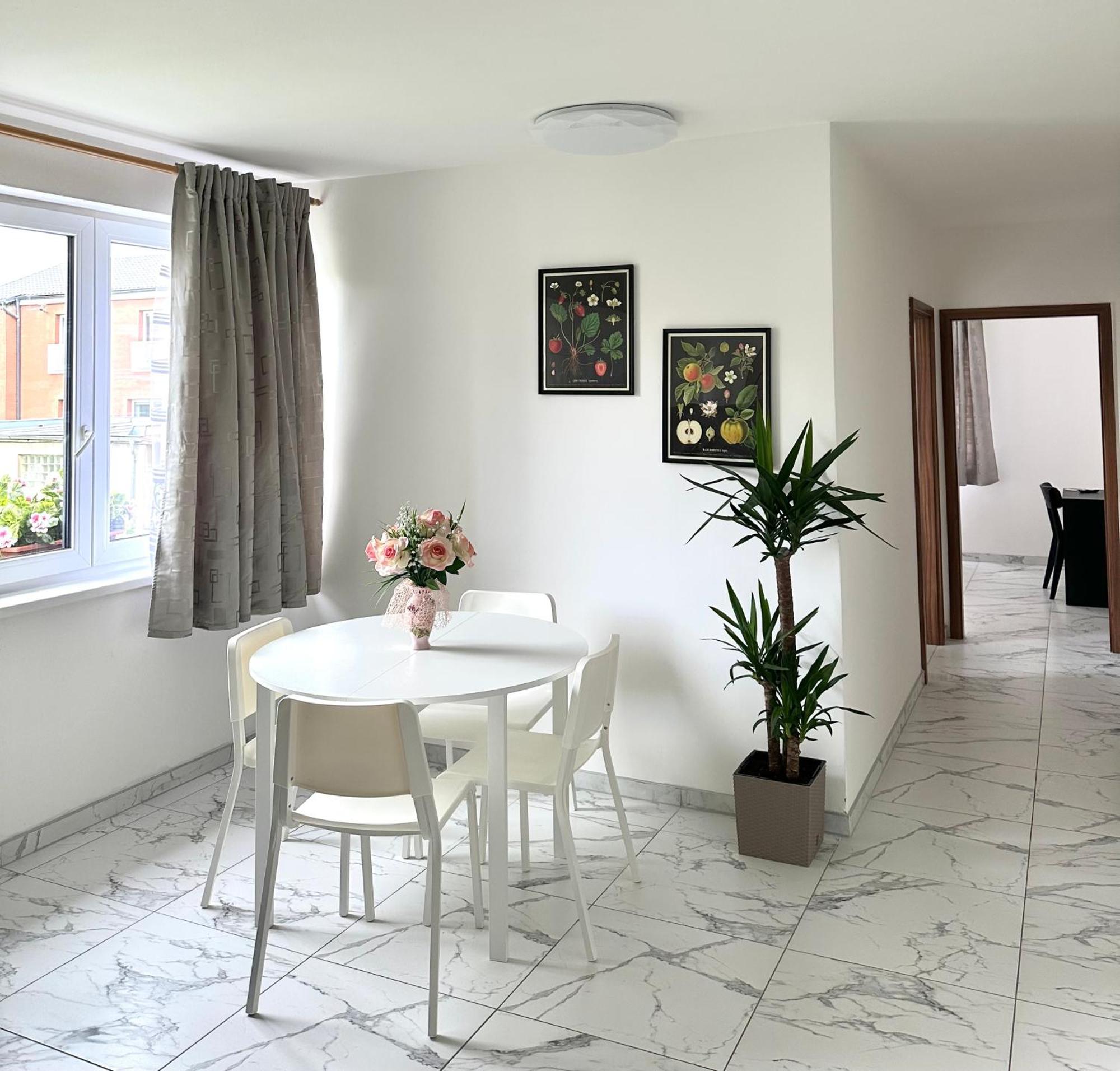 Apartment Cozy Near Centre Prague