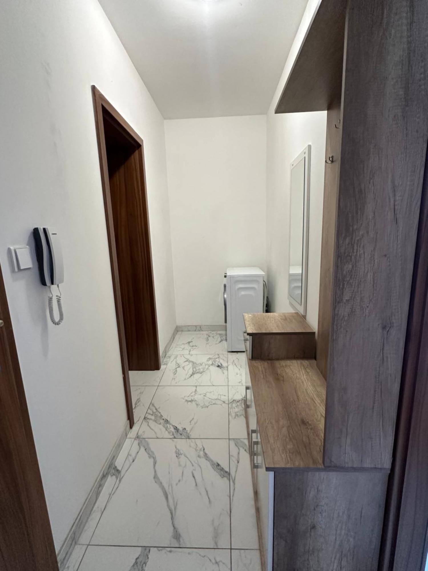 Cozy Near Centre Apartment *